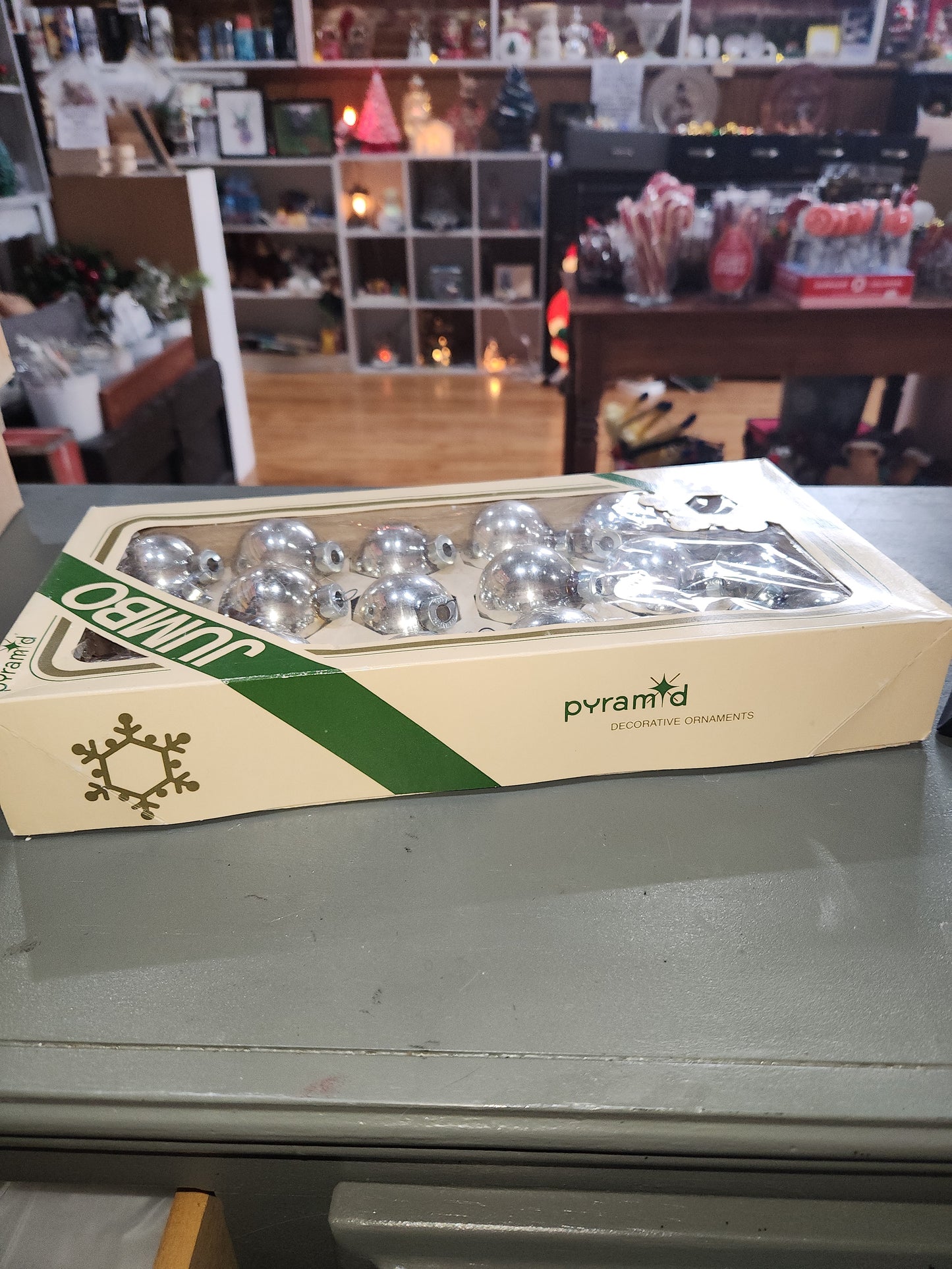 Vintage Pyramid Rauch Silver 2" ornaments AS IS bo69