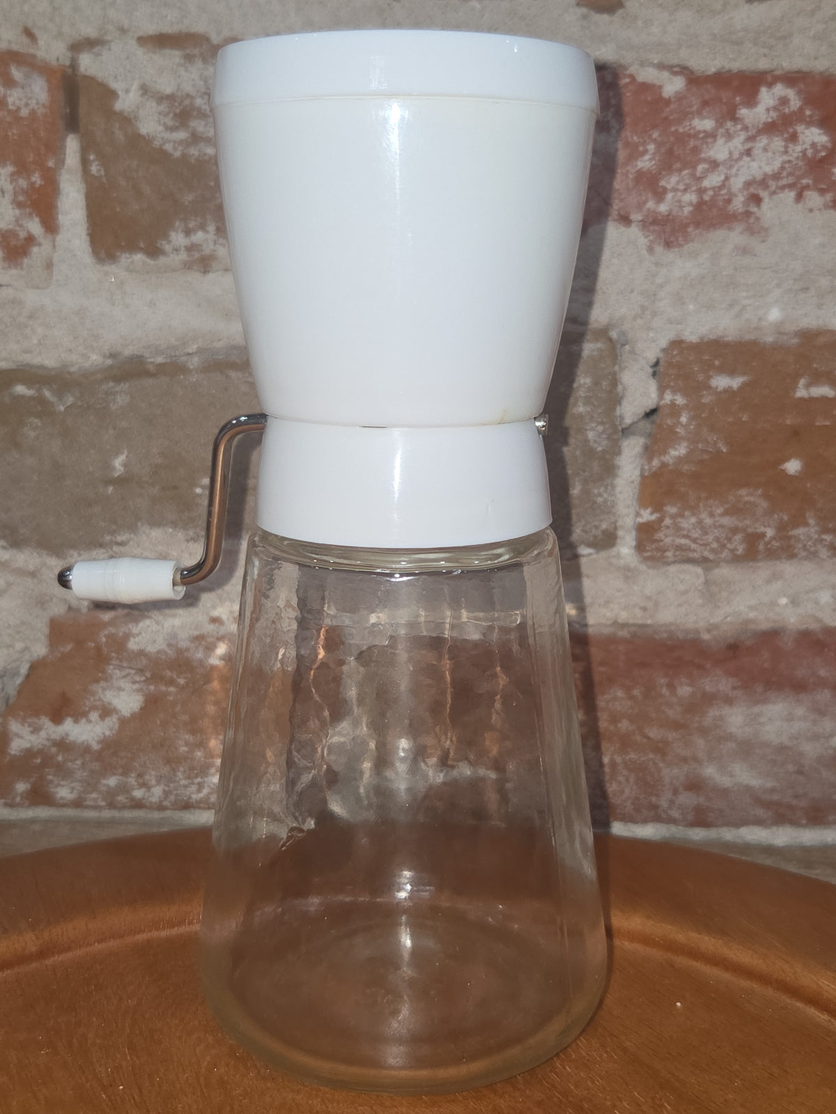 Gemco Grinder Spice Nut Food Chopper White Plastic Top Glass Base plastic Lid