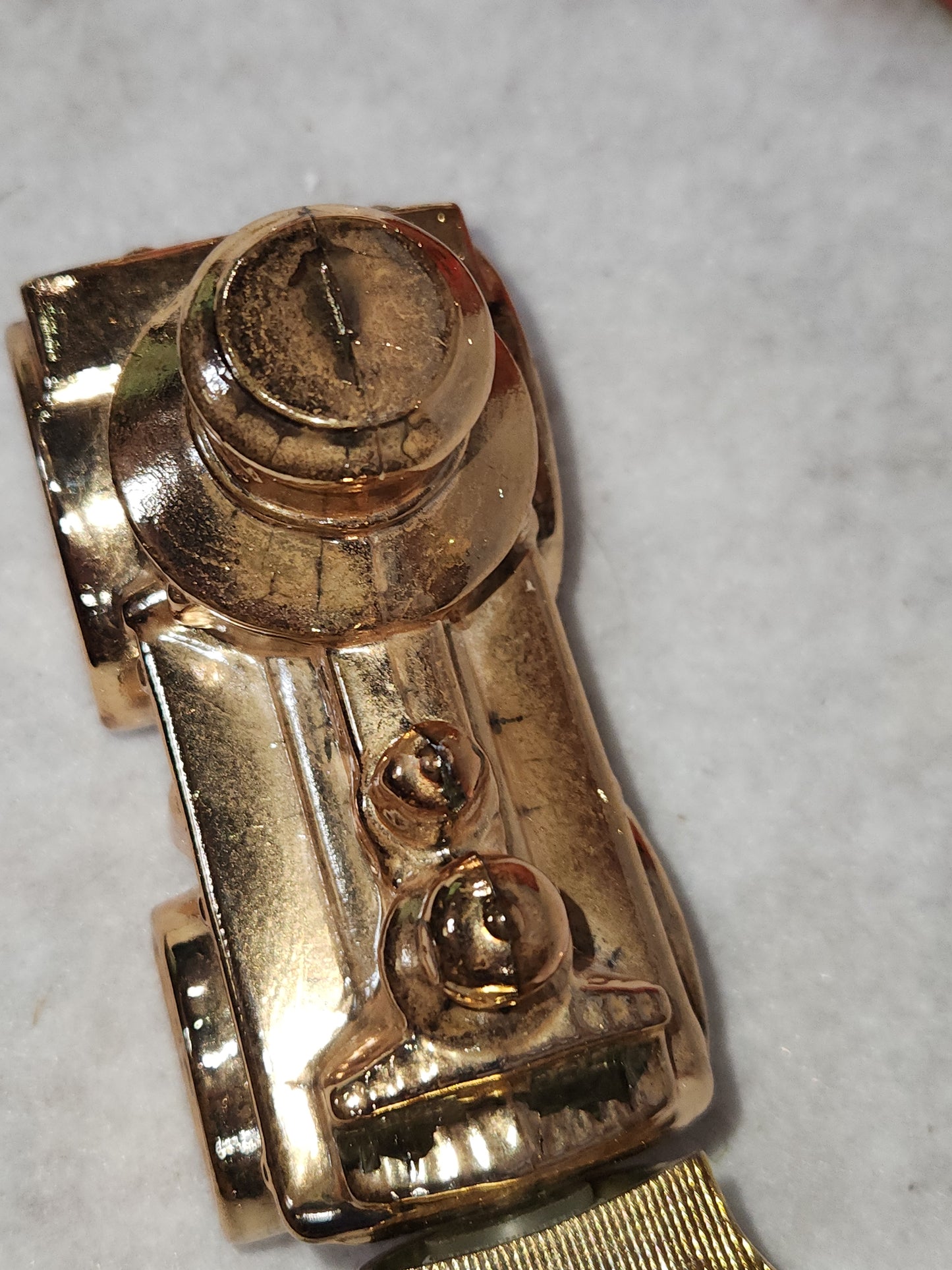 Avon Decanter First Volunteer gold fire truck Oland Cologne CLEARANCE av561