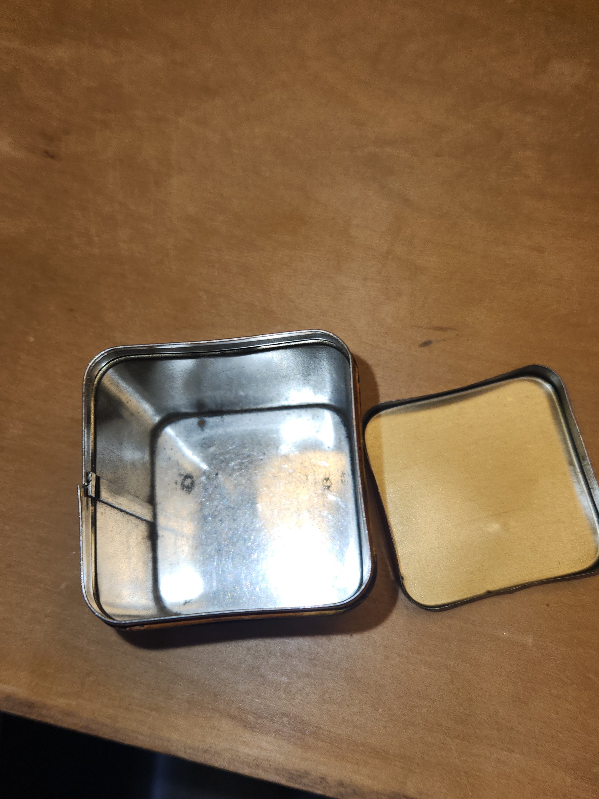 Vintage Mapleton Tobacco Smoking Mixture Tin Fleming Hall Tobacco Co N.Y. USA EMPTY NO CONTENTS tin90