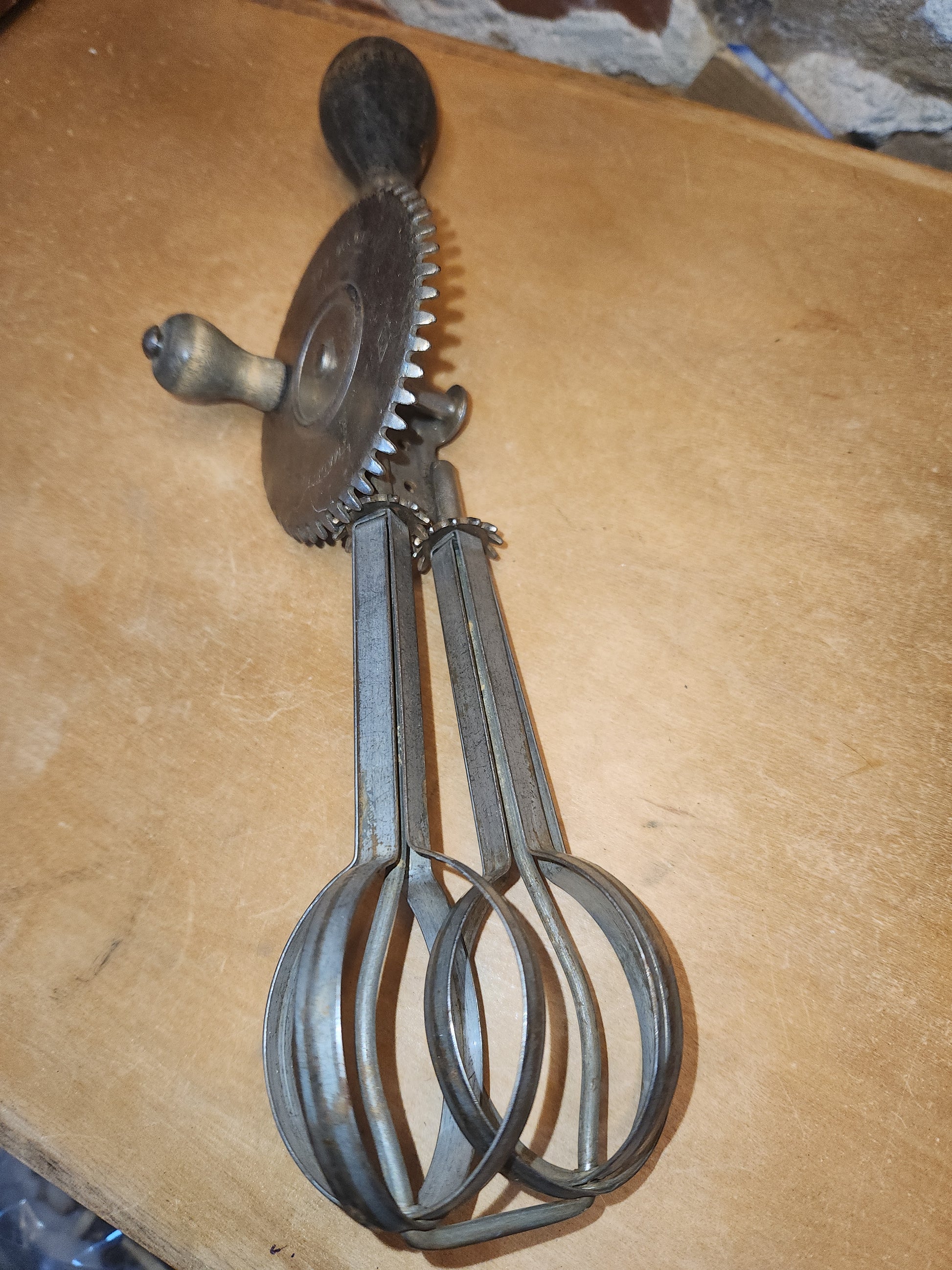 Vintage Antique A & J Hand Mixer Egg Beater Pat. OCT 9 1923 kit07