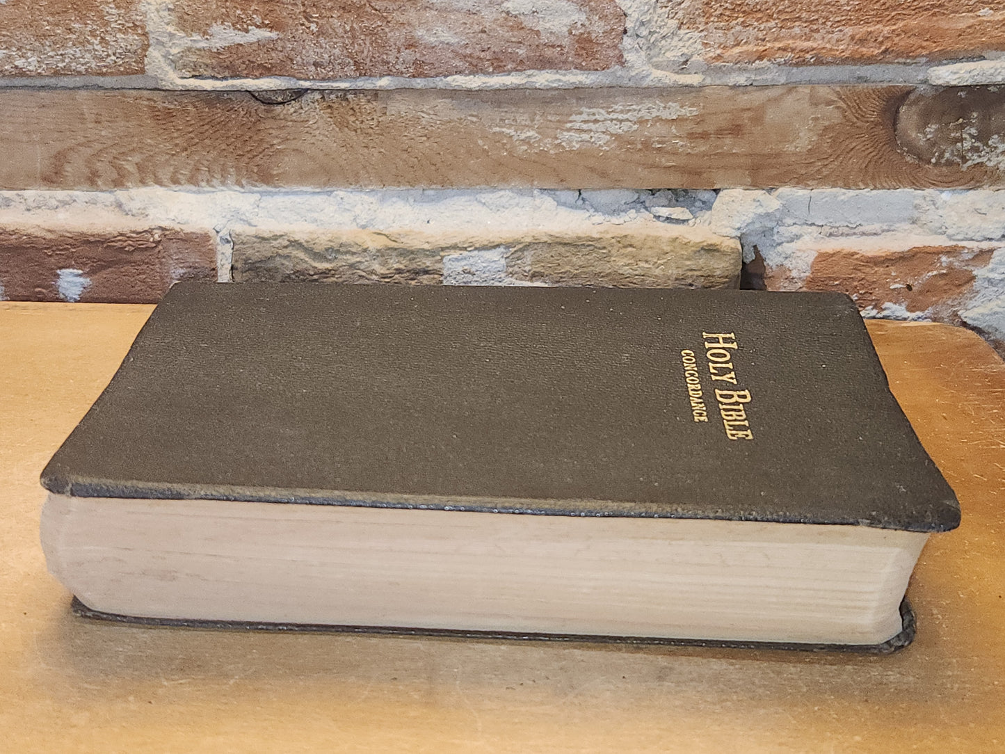 Vintage Hardcover Holy Bible Red Letter Edition Concordance King James Version World Publishing Bible vb09