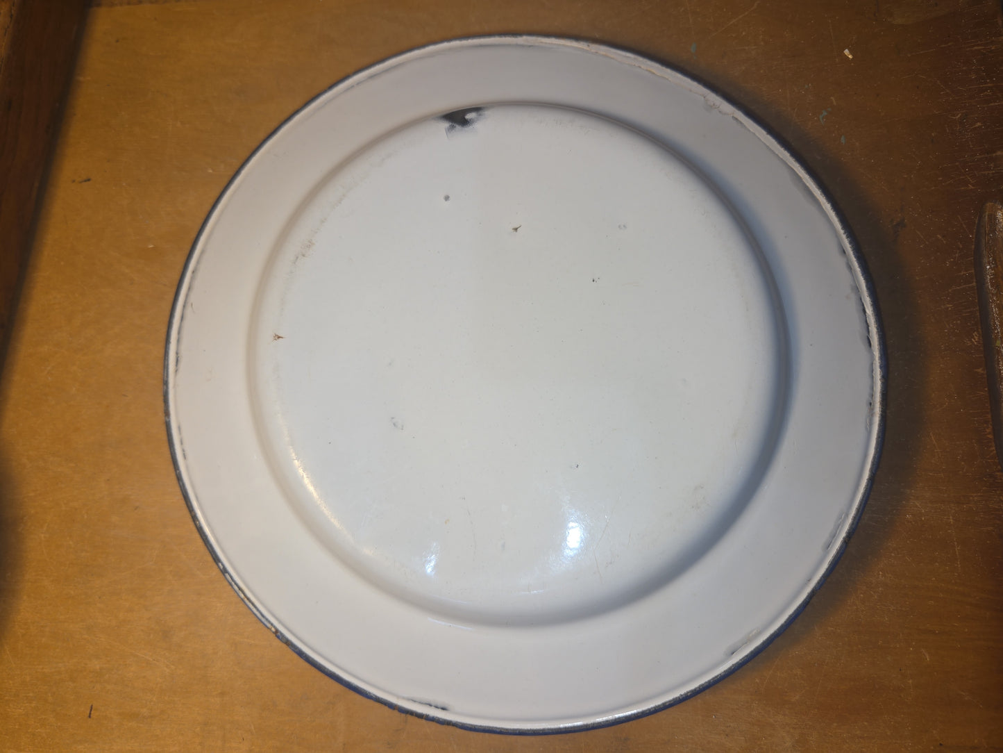 Vintage Set of 6 White Blue Enamel Plates AS IS ena91