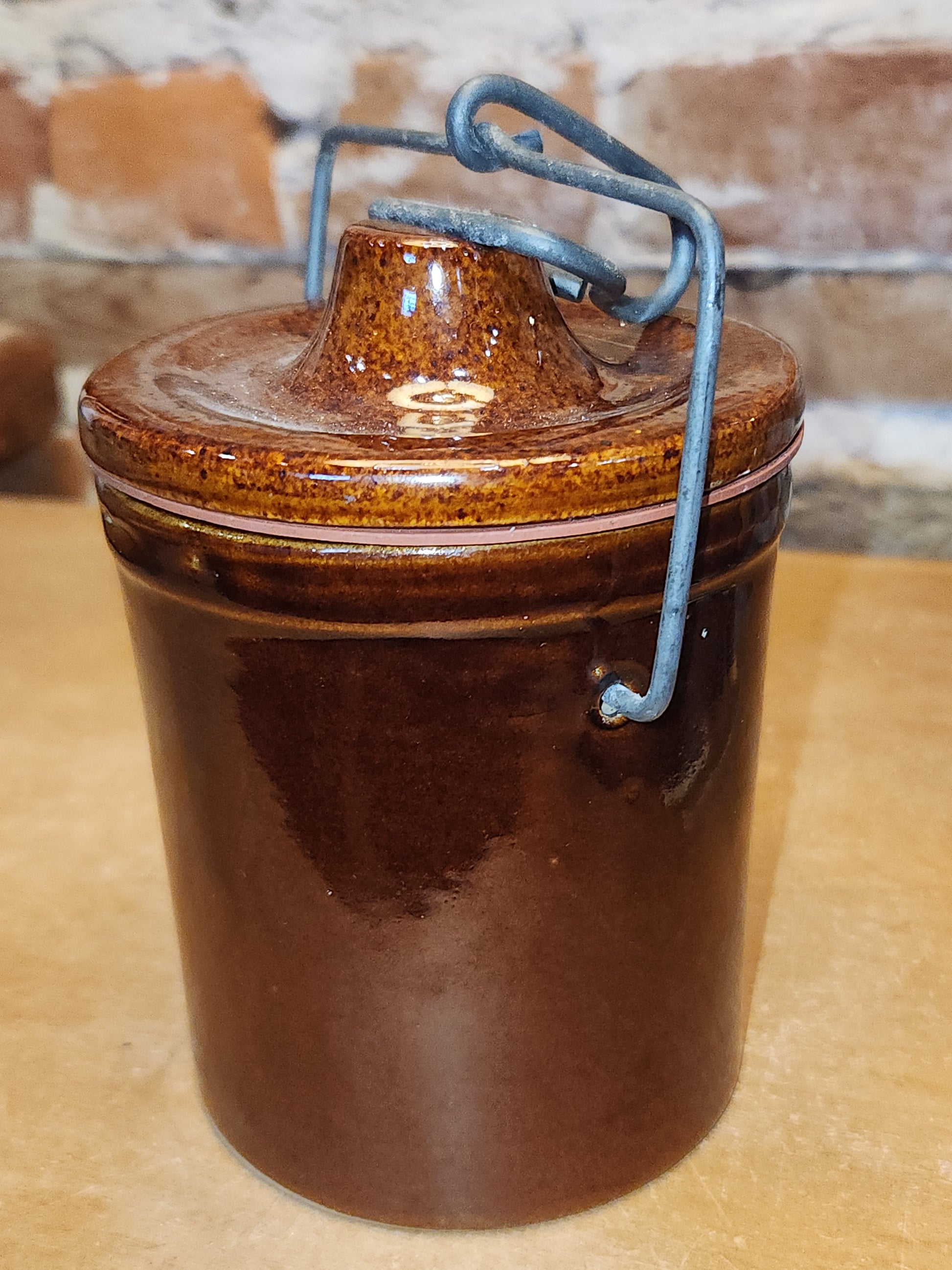 Vintage Brown Pottery Crock Lid and Metal Bail pot52