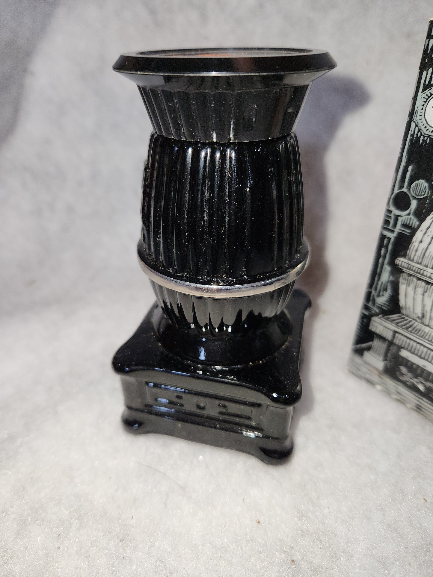 Vintage Avon Pot-Belly Stove Bravo After Shave EMPTY Original Box av655
