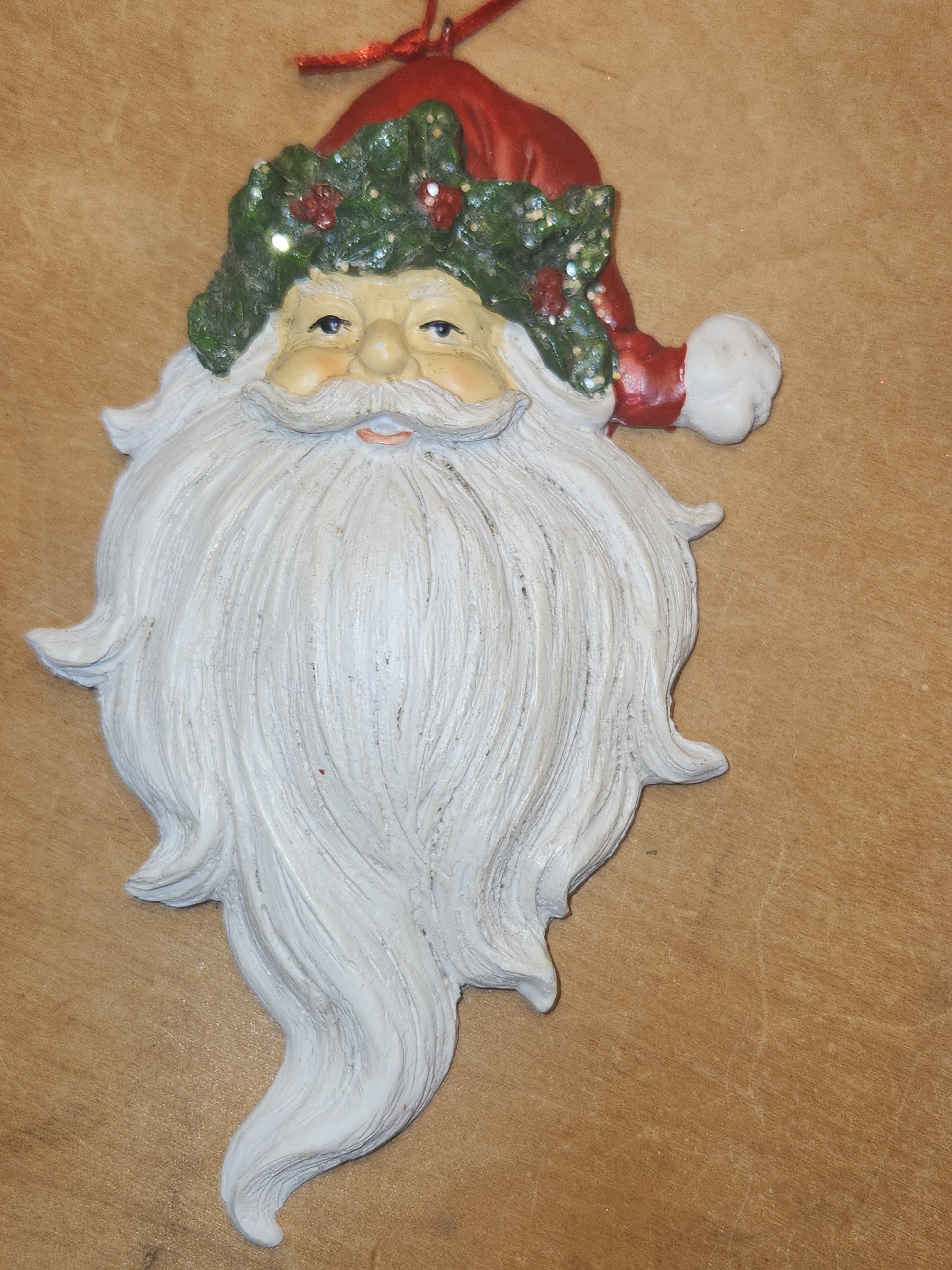 Holly & Ivy Santa Christmas Ornament so7