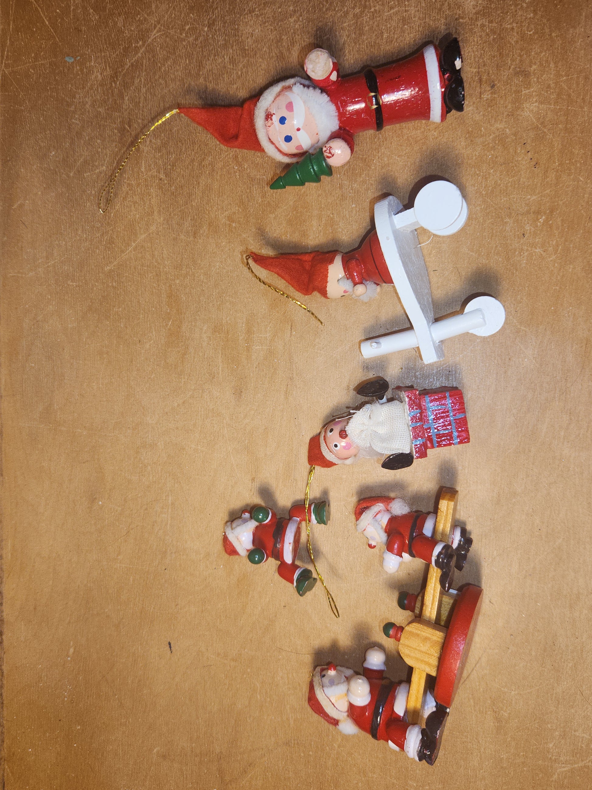 Vintage Wooden Ornaments Santa Set of 4 MCM Kitchy