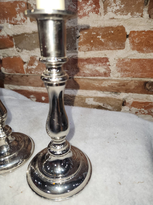 Vintage Gallery Originals Silver Candle Stick Holders with battery operated candles 1984 ss91