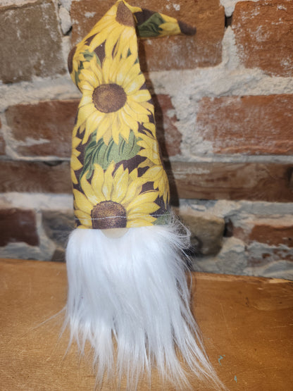 7" Gnome Sunflower Hat Brown Body gn12