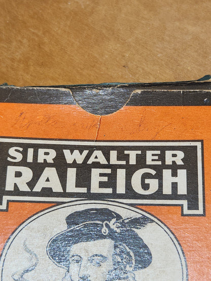 Vintage SIR Walter Raleigh Tobacco Packet Box Pack Pipe and Cigarettes Brown & Williamson Kentucky cig1