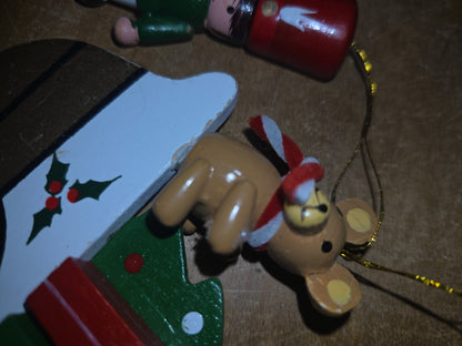 Vintage Wooden Ornaments Snowman Cat Shoe Tree Set of 5 MCM Kitchy