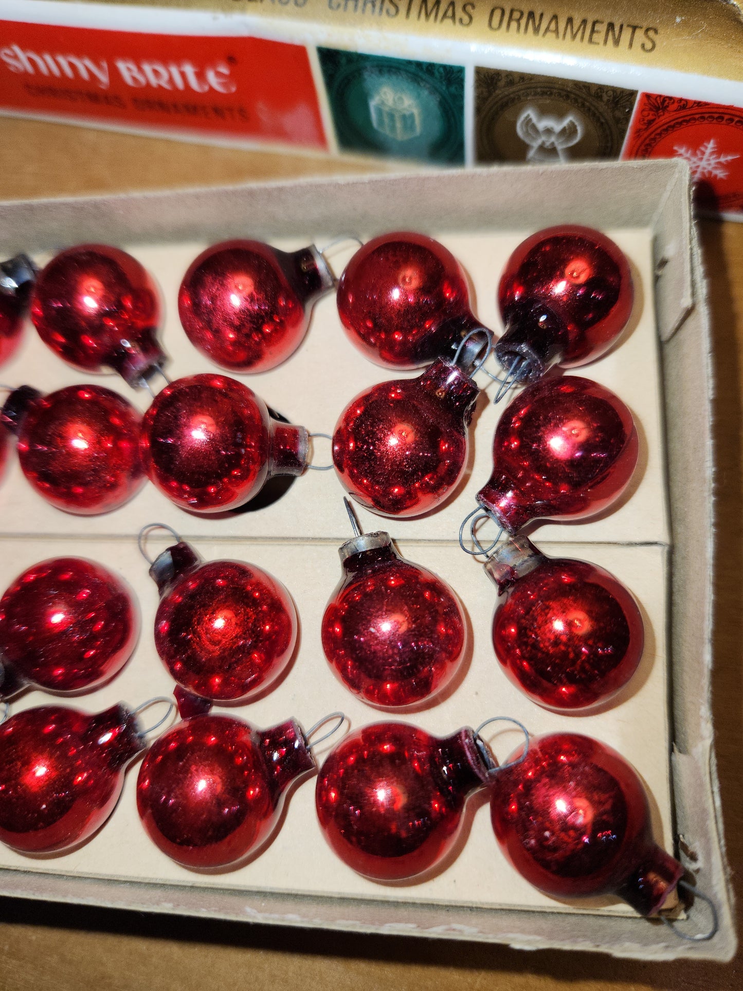 Vintage Shiny Brite 24 Red Mercury Glass Feather Tree Ornaments 1/2 inch 15mm bo123