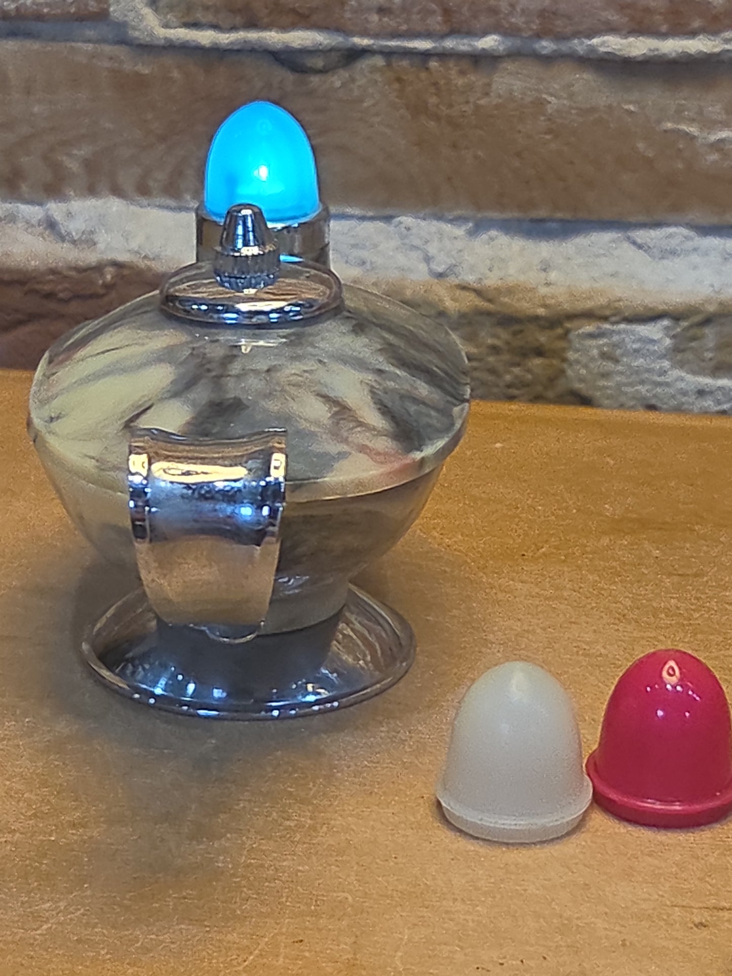 Vintage Balloon Brand Night Lamp Balloon Brand Made in Hong Kong British Empire AS IS read description cl76