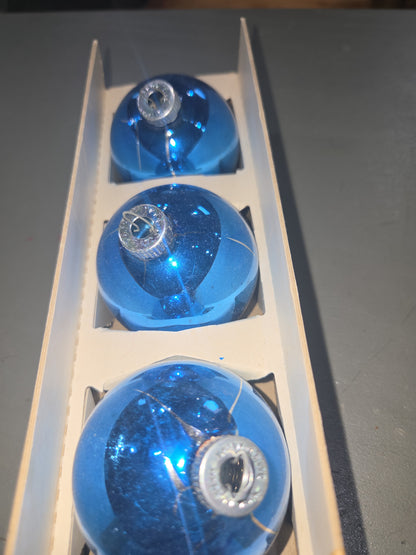 Vintage Shiny Brite Glass Christmas Ornaments Five 3" Blue Shades in Fanci-Pak Box As Is sb10