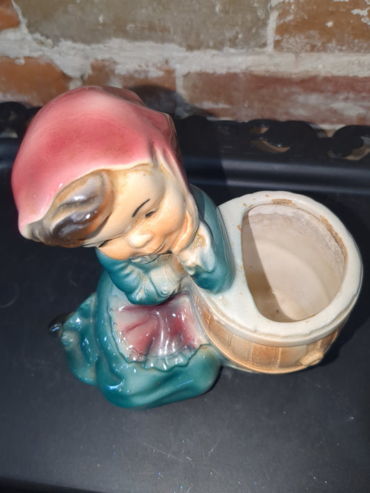 vintage Royal Copley girl planter pl0022