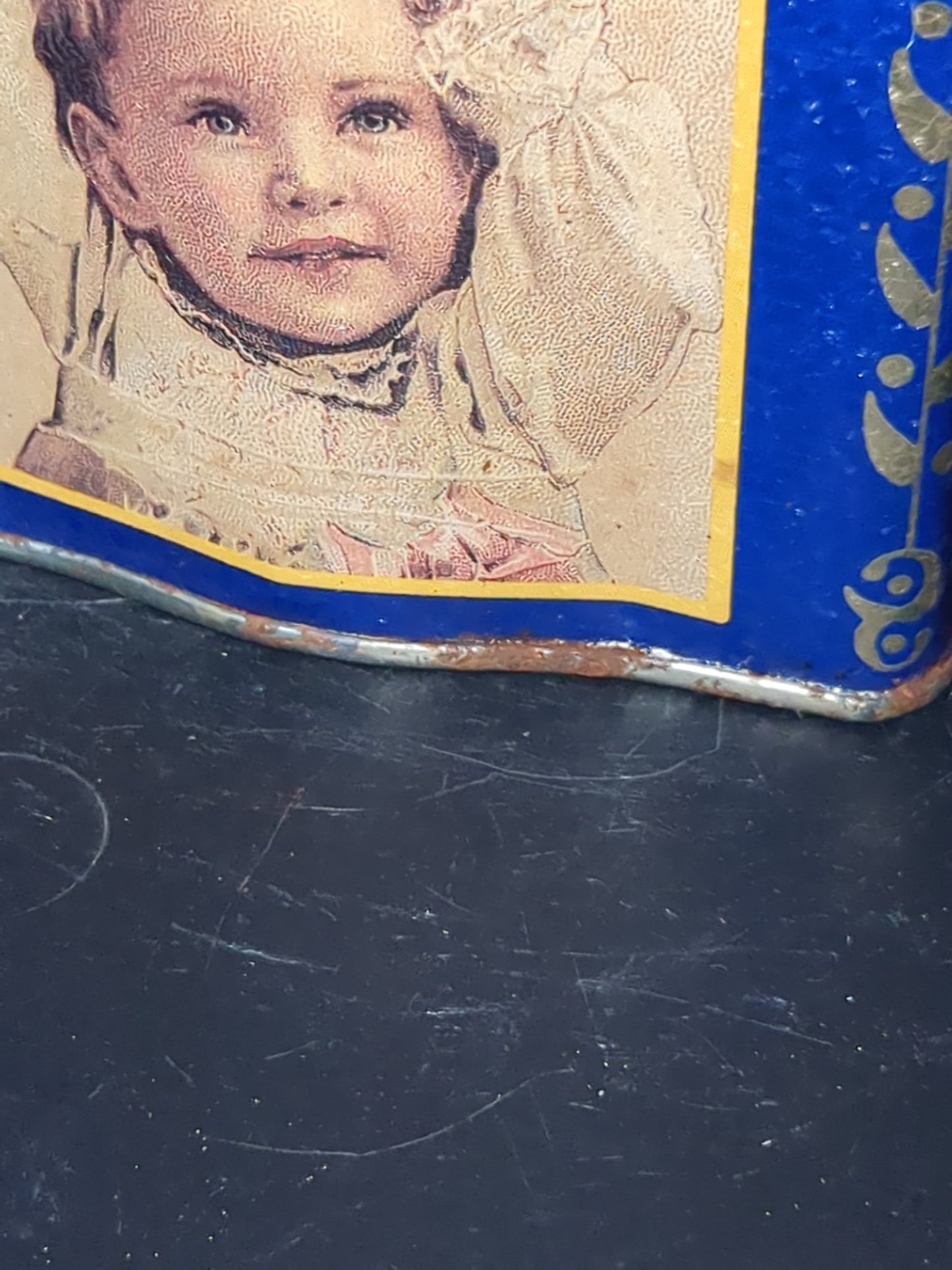 Vintage Bristol Ware Clark's Trade O.N.T. Spool Cotton Tin tin995