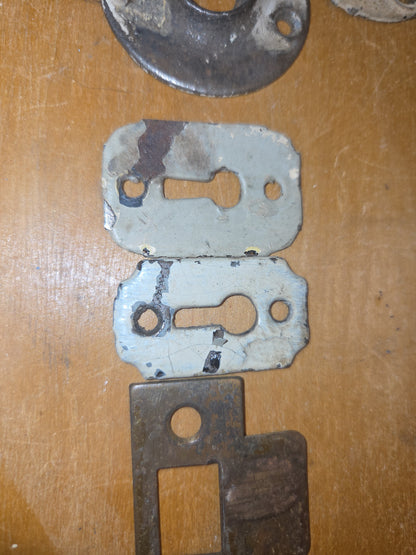 Vintage Door Knob Hardware 11 Pieces Will Not Seperate