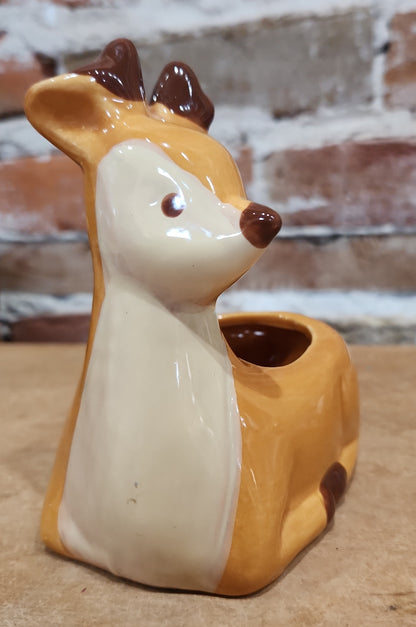 Dexter Ceramic Planter Sitting Deer Reindeer pl49
