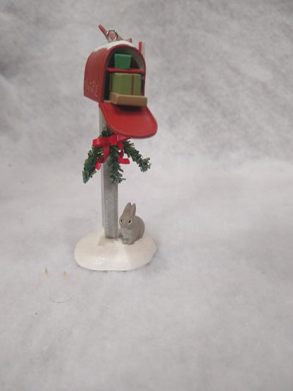 Vintage Hallmark Keepsake Ornament Holiday Mail Exclusive 2006 VIP Gift Cardinal Bunny Mailbox