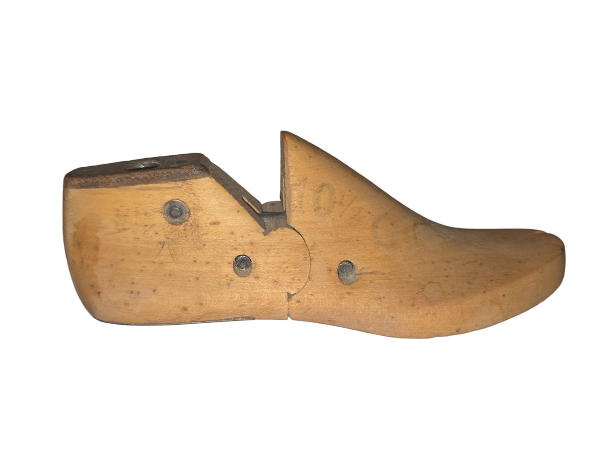 Vintage Shoe Mold – Antique Cobbler Tool for Rustic Farmhouse Display As Is