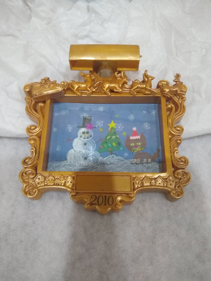 2010 Hallmark Keepsake Ornament My Masterpiece Artwork Display