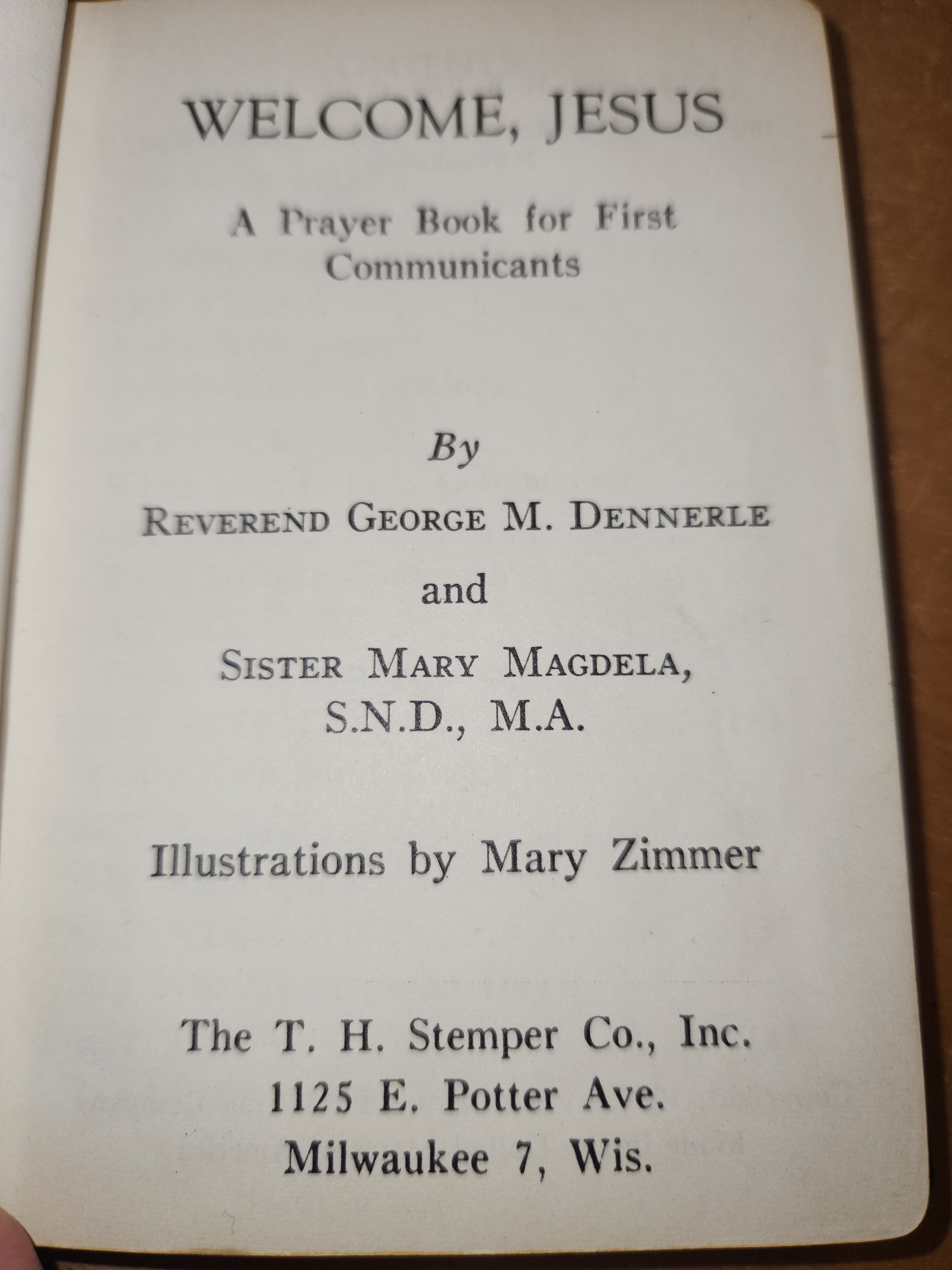 Vintage First Communion Prayer Book Welcome Jesus with crucifix inside cover 1953 vb51