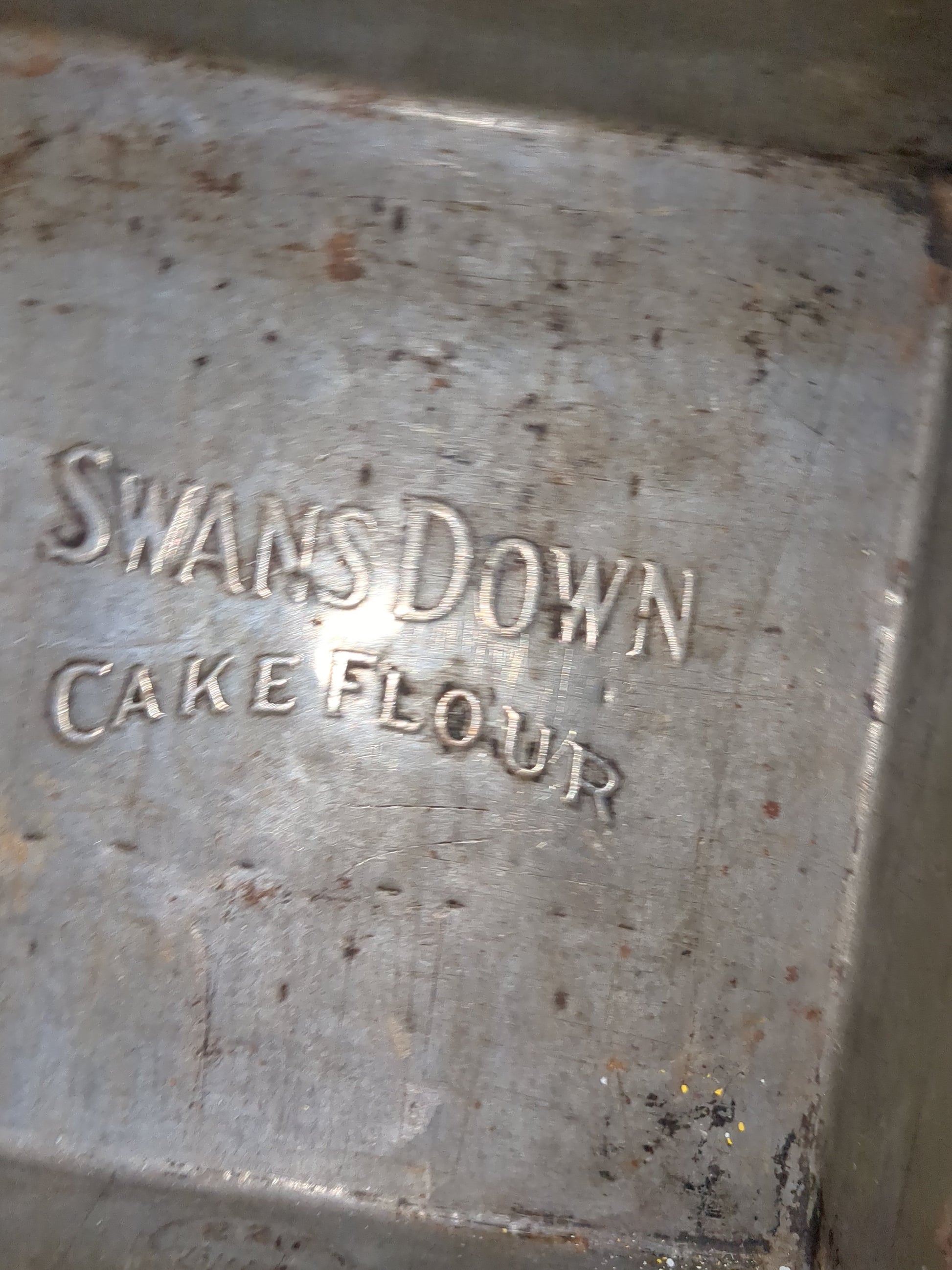 Vintage 1940s Swans Down Cake Flour Metal Square Pan, 8”x8” vk1