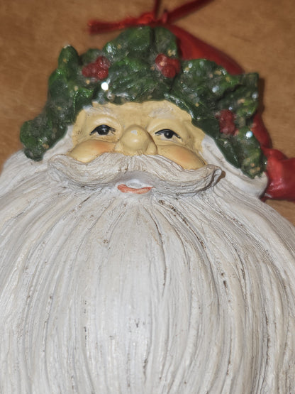 Holly & Ivy Santa Christmas Ornament so7