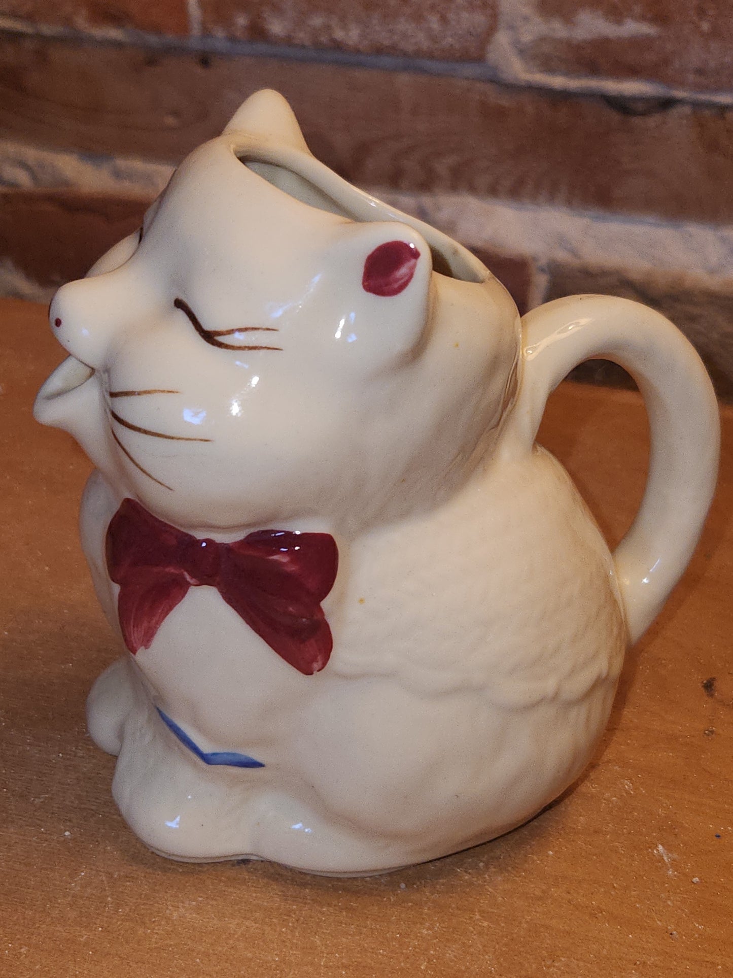 Vintage Shawnee Pottery Puss ‘n Boots Cat Creamer from 1940s po9
