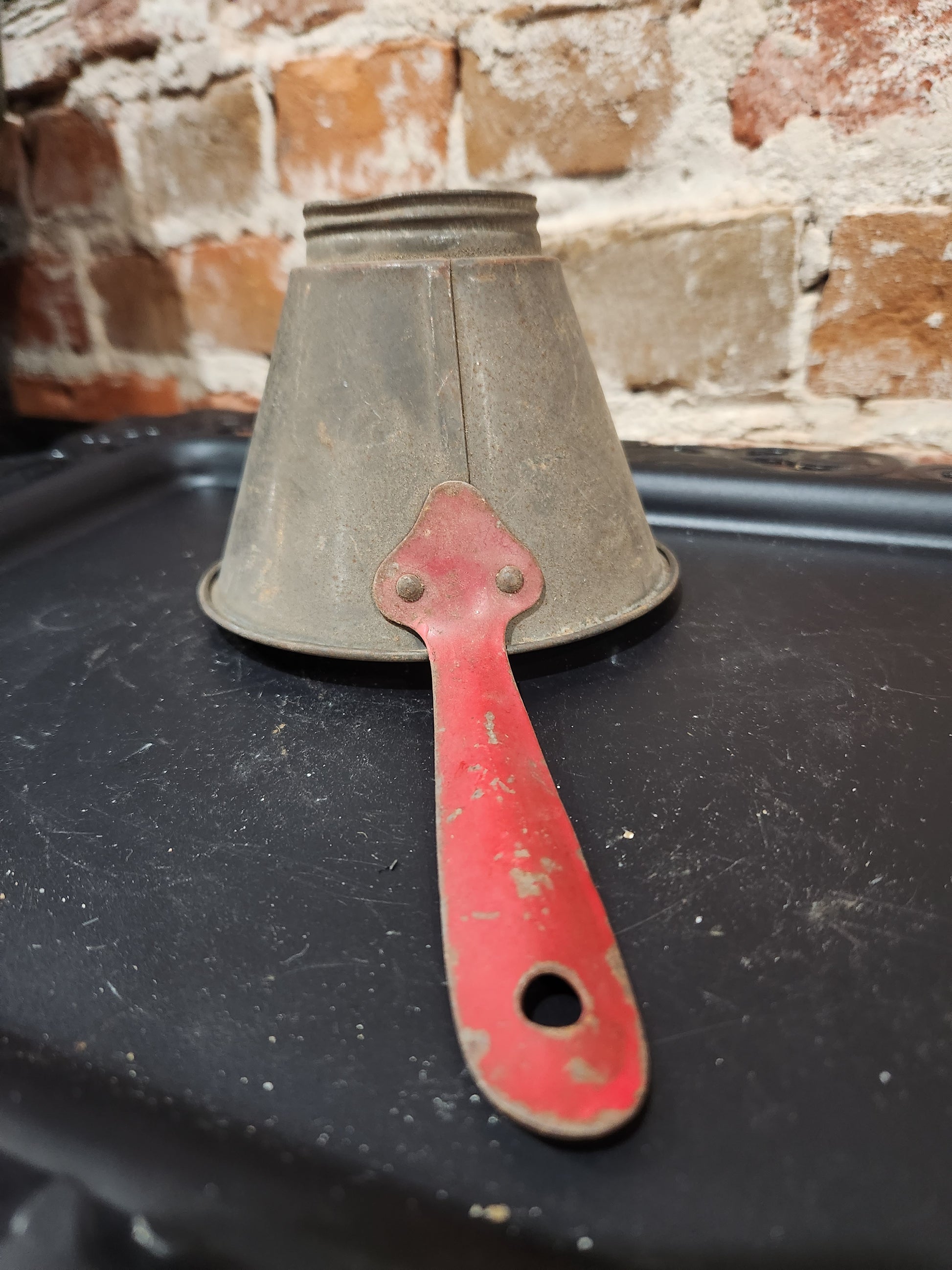Antique Nesco Funnel 1 Pint Strainer Measure Dipper Jar Filler Red Handle alu300