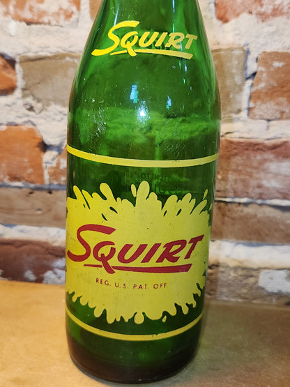 Vintage Soda Bottle Duraglas Squirt Large Green Glass Never An After-Thirst 1 Pint 12 Ounces