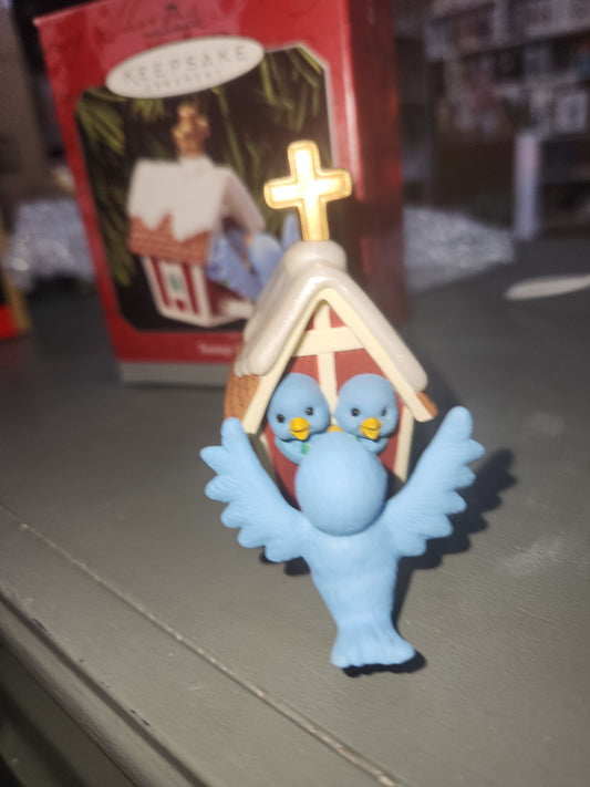 Vintage Hallmark Keepsake Ornament Christmas Tree Treetop Choir Bird Birdhouse 1998