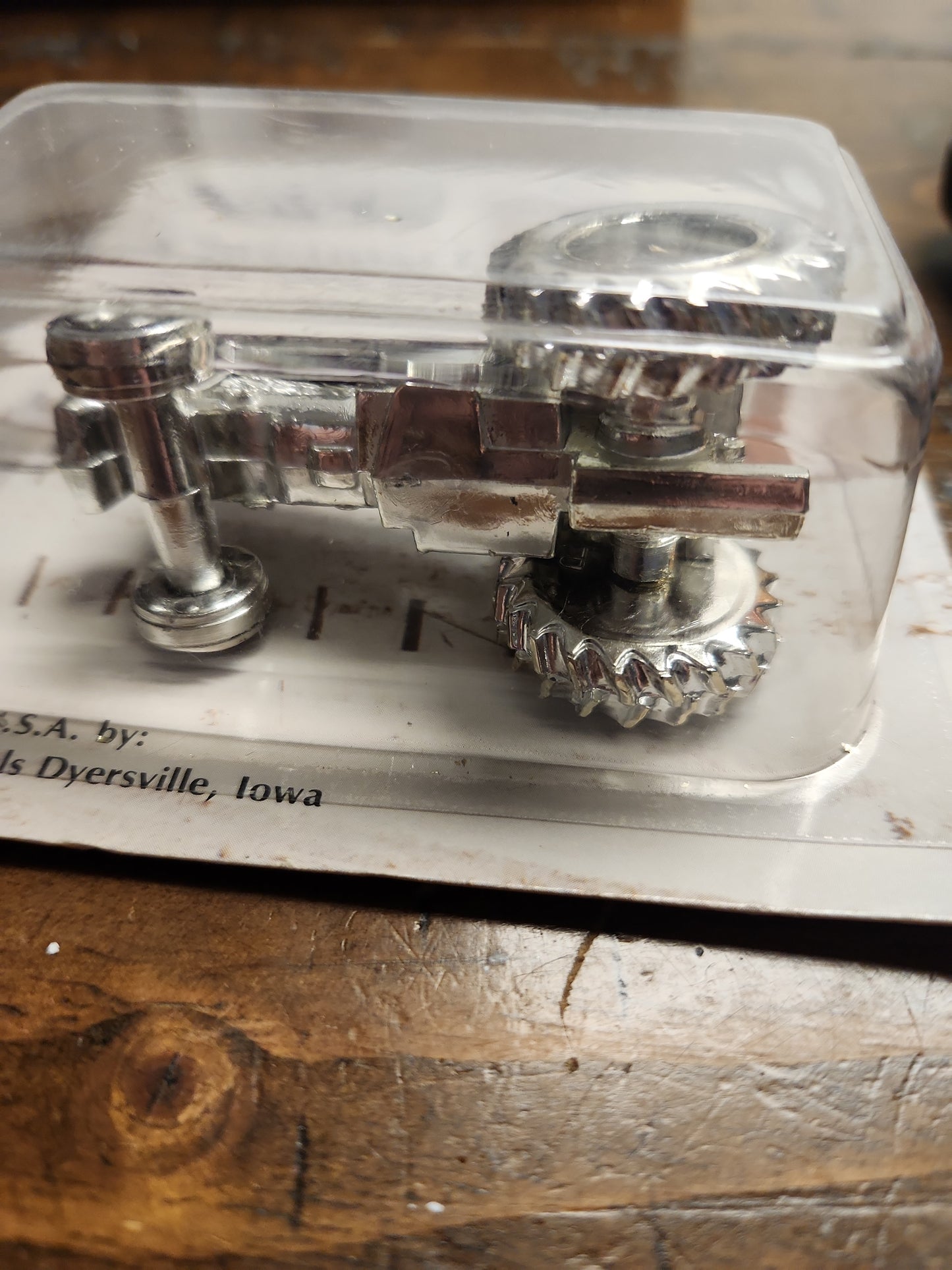 White Farm Equipment 1986 Field Boss 185 Farm Tractor 1/64 Christmas Ornament