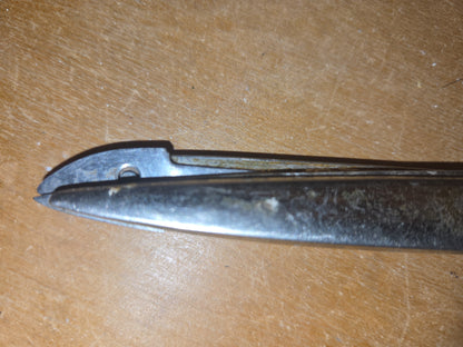 Vintage Richards of Sheffield England Radiant Golden Age Rustless Sewing Scissors Made in England sc9