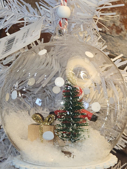 Glass Snowglobe Ornament Boy Snow Gift Tree snow st3