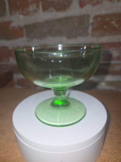 Vintage Uranium Depression Glass Compote Dessert Dish Vaseline Glows ug04