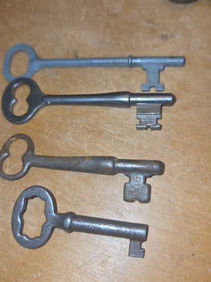 Vintage Keys Set of 8 Clock Winding Skeleton Brass West Germany