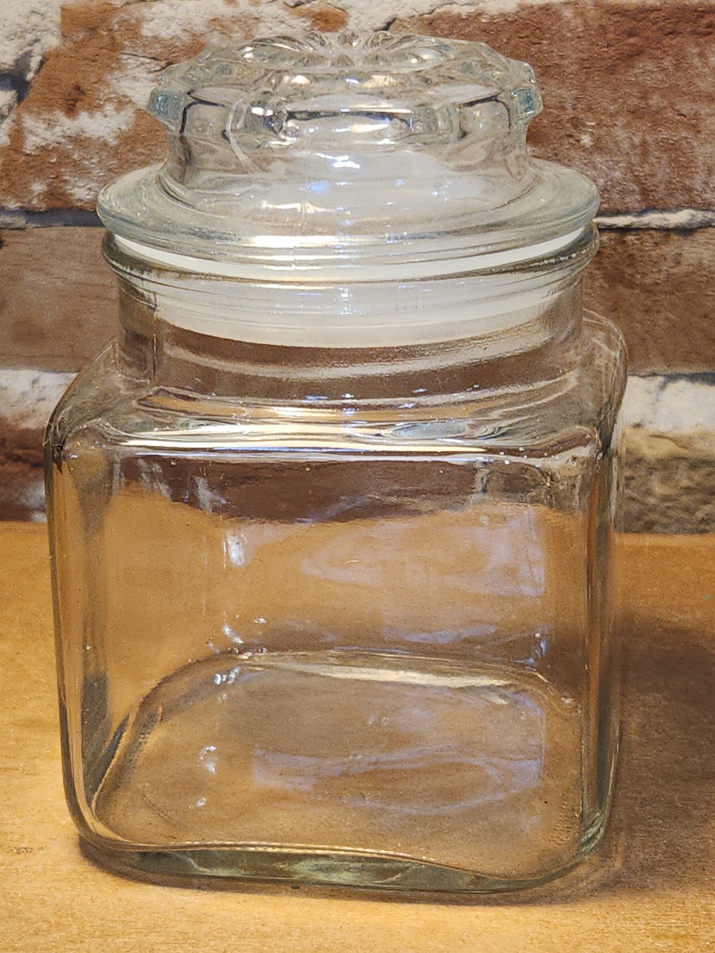 Vintage Clear Glass Square Canister with Sunburst Lid 5 1/4" square sj2