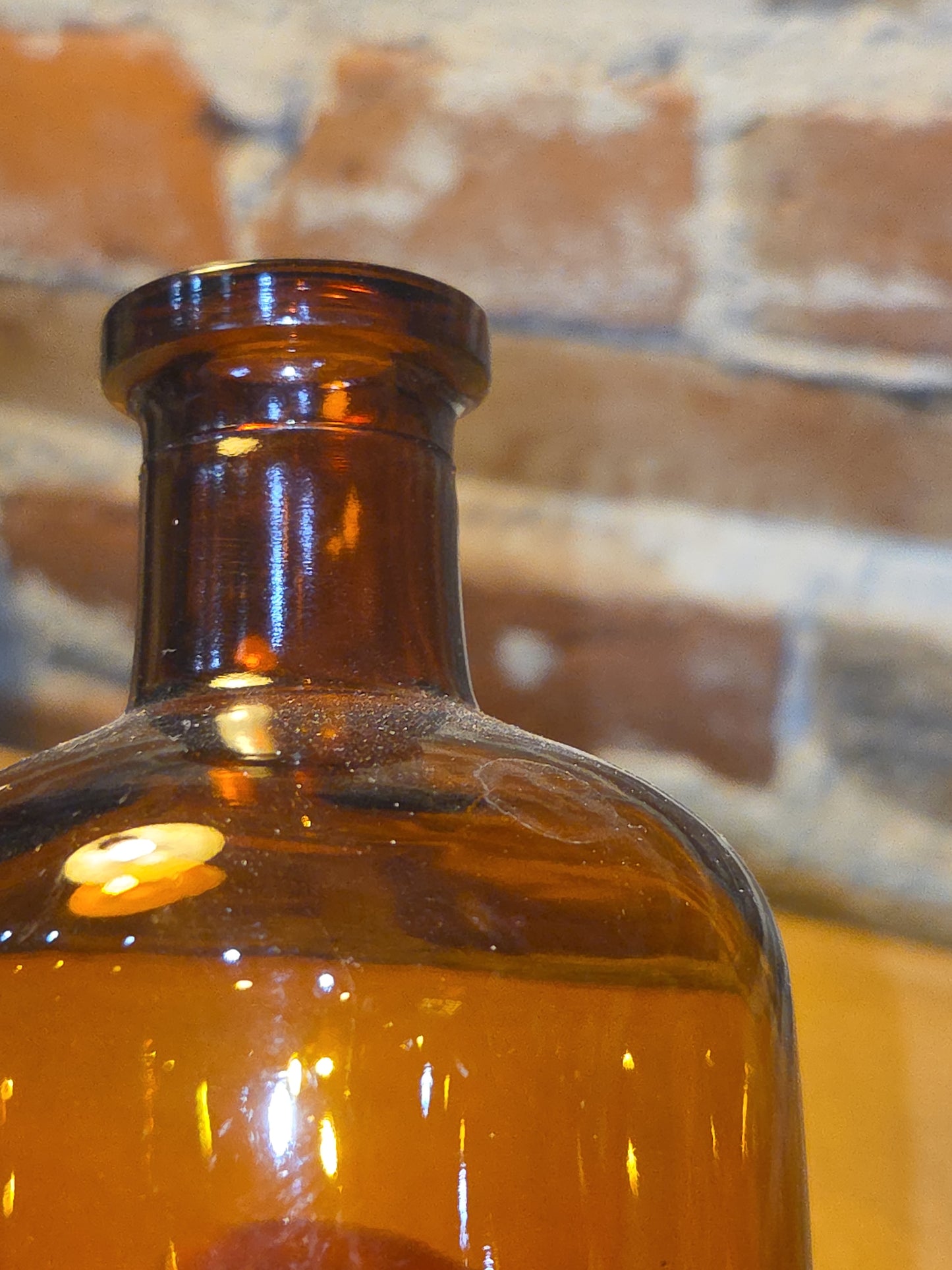Vintage Medicine Bottles Amber Glass vmb03