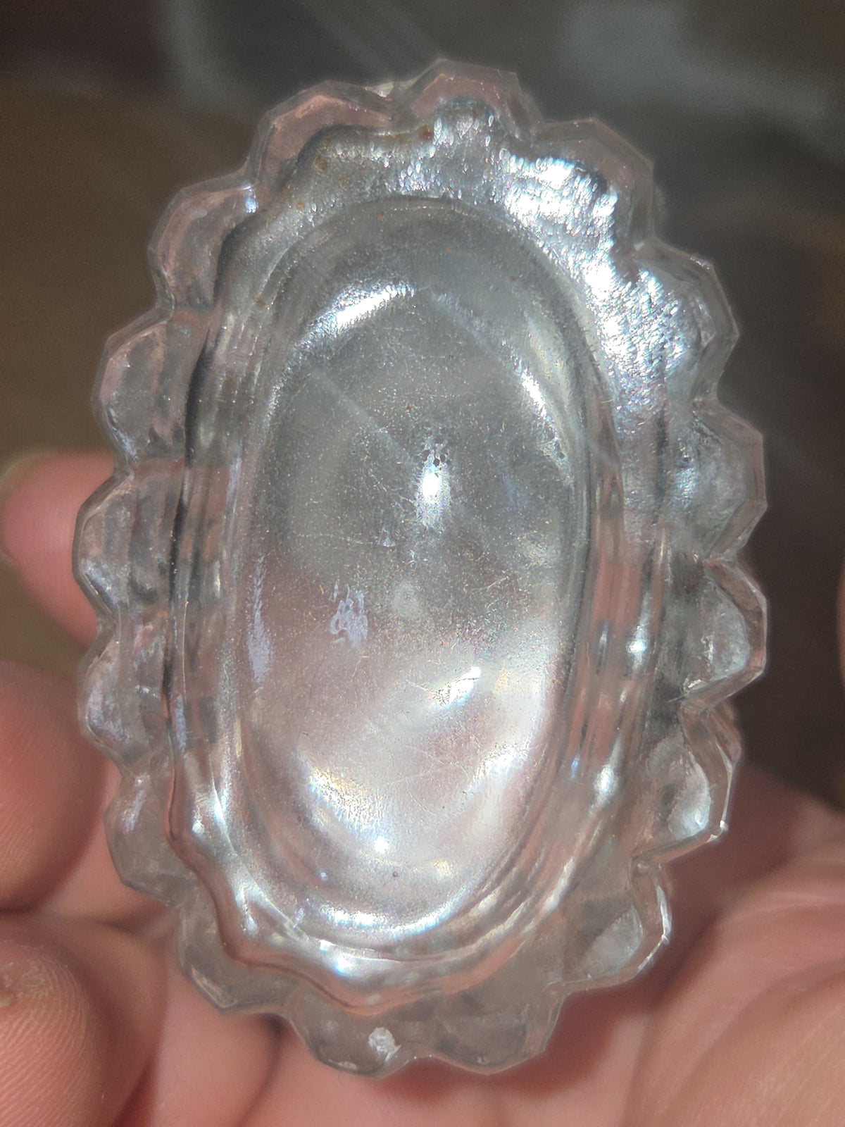 Vintage Perfume Bottle Pressed Glass Faceted Stopper with Ground or Polished Glass gl40