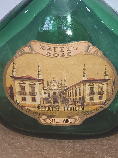 Vintage Mateus Rose Wine Bottle Green Metal Pull Cap AS IS Label Torn vb98