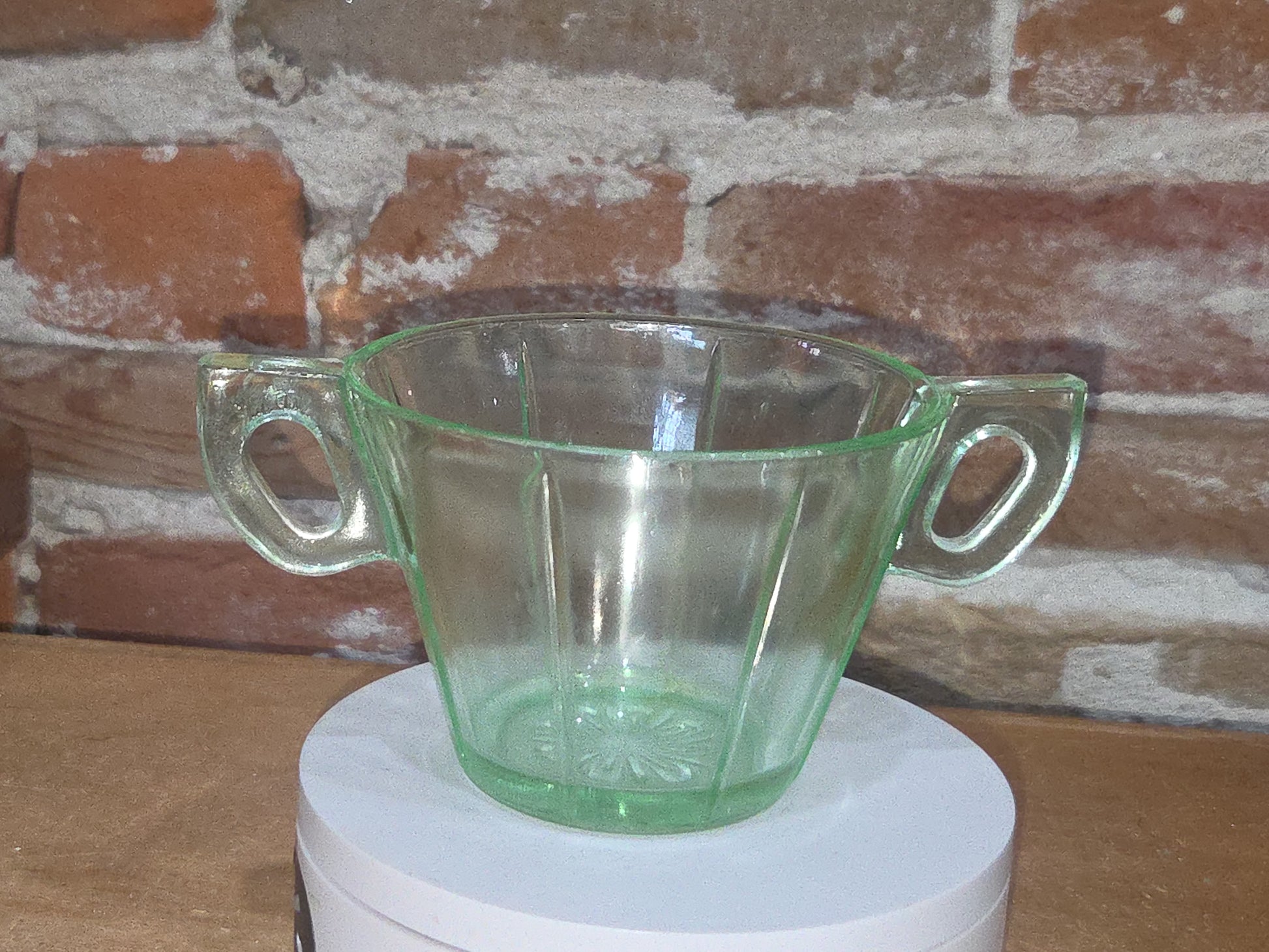 Vintage Uranium Green Depression Glass Sugar Bowl Vaseline AS IS Crack Glows dg78