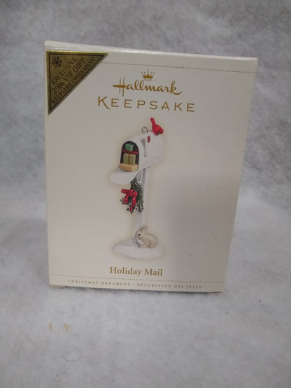 Vintage Hallmark Keepsake Ornament Holiday Mail Exclusive 2006 VIP Gift Cardinal Bunny Mailbox