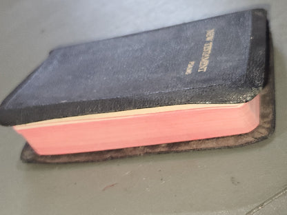 Vintage New Testament Psalms Philadelphia National Bible Press Copyright 1941 Bold Face Vest Pocket Pronouncing vnt1
