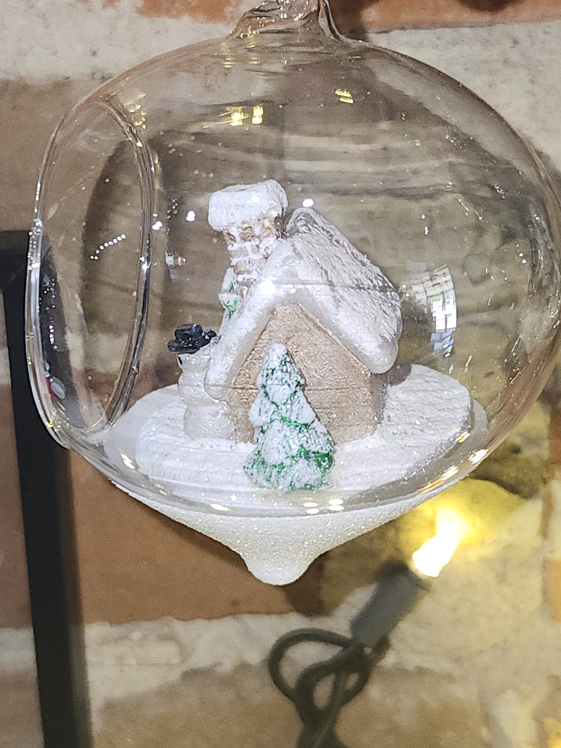 Ornament Winter House Terrarium