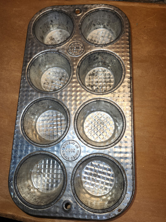 Vintage Ovenex Waffle Pattern Mini Cupcake Muffin Tin 8 muffins kit09