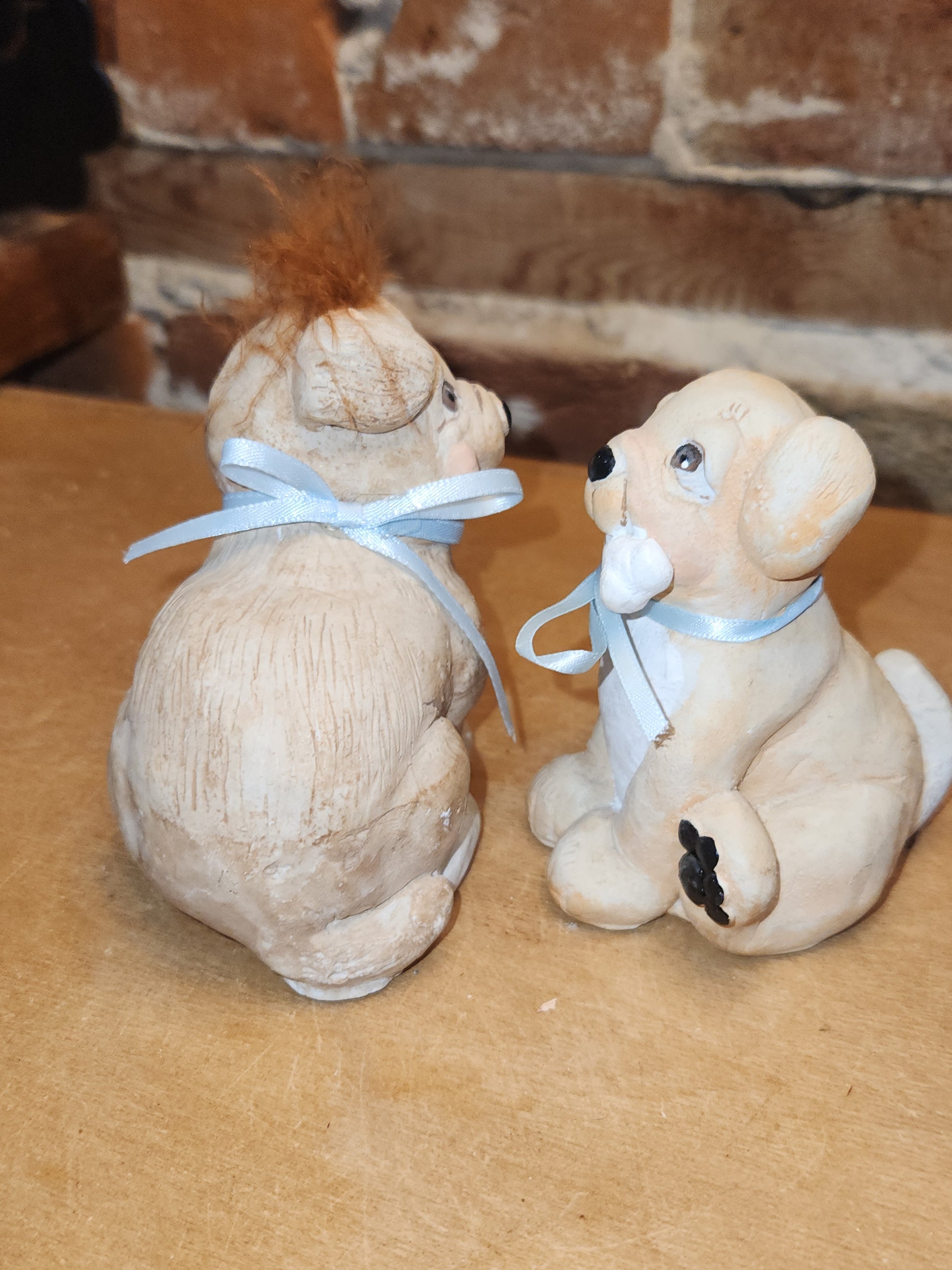 Vintage Dreamsicles Set of 2 Dogs Puppies Blue Ribbon Collar Kristin Haynes Cast Art Industries di6