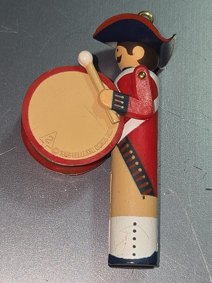 Vintage Hallmark Keepsake Ornament Miniature Clothespin Soldier Drum Tricorn 2nd in Series 1983 no box hos2