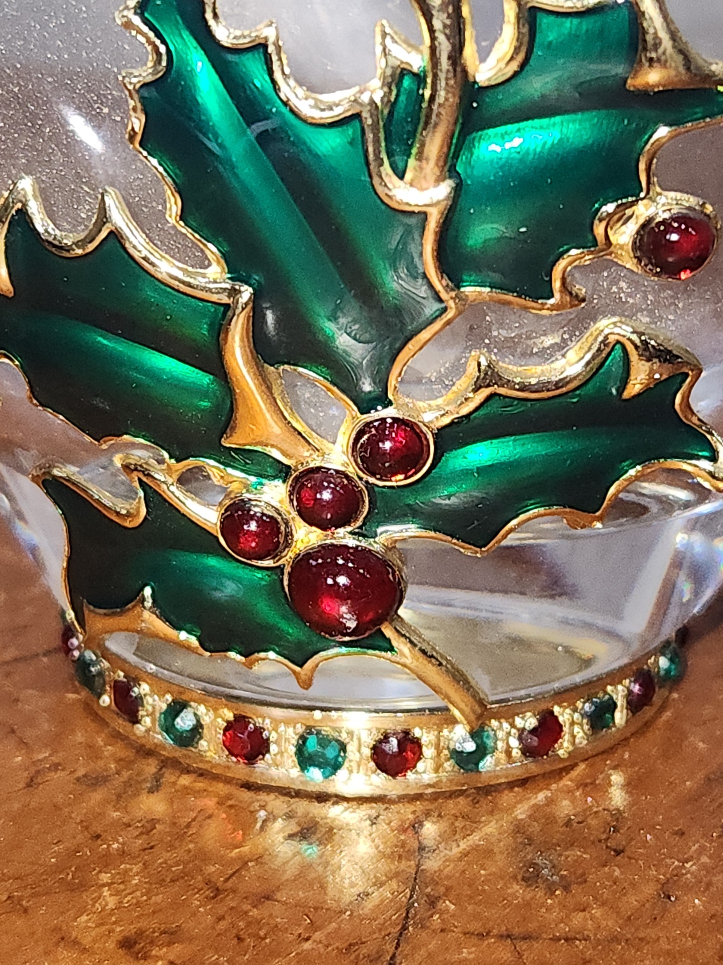 Fine Bohemian 24% Lead Crystal Vase with Jeweled Holly Leaf and Berries Czech Republic va3