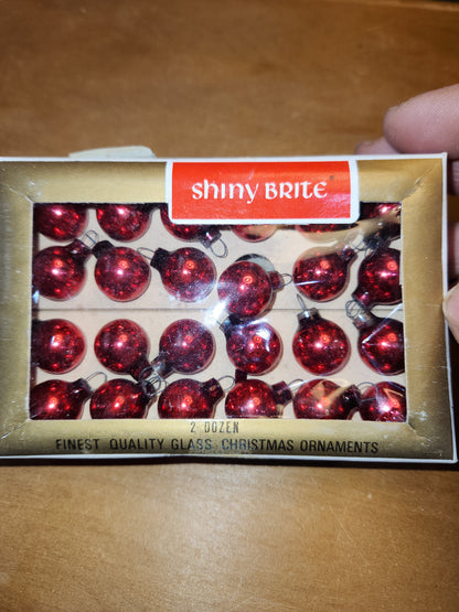 Vintage Shiny Brite 24 Red Mercury Glass Feather Tree Ornaments 1/2 inch 15mm bo123